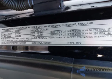 2018 Bentley Bentayga Activity Edition/Black Edition/Mulliner/Onyx Edition/W12 z USA, uszkodzony, nr VIN SJAAC2ZV6JC017909